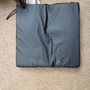 Wheelchair cushion